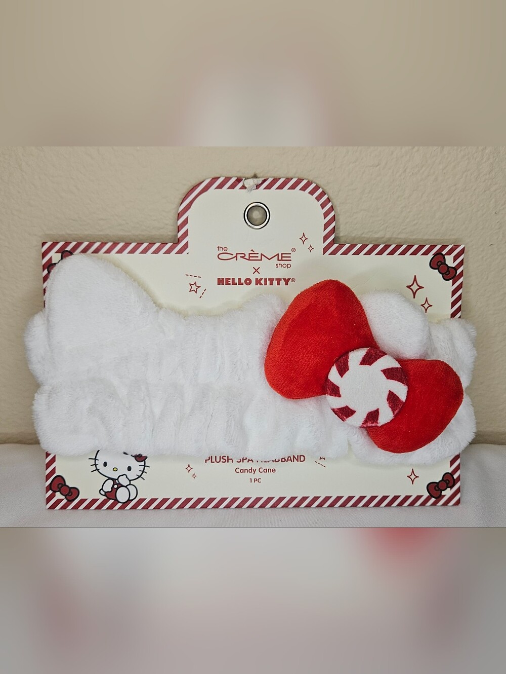 The Creme Shop x Hello Kitty Candy Cane Plush Spa Headband NWT Holiday Beauty